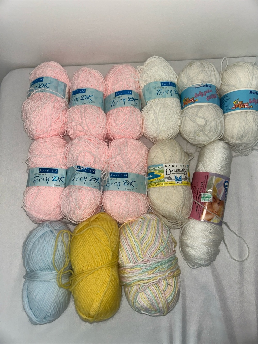 Mixed Lot Baby Yarn Hayfield Beehive Caron Pink White 14 Skeins
